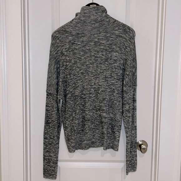 Anthro Moth Annona Turtleneck - Picture 5 of 5